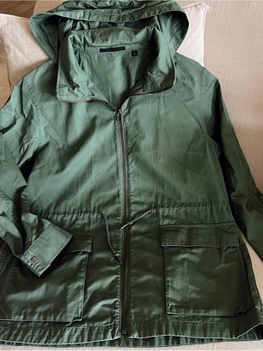 Uniqlo Green Hooded Utility Jacket - Women. Size Small